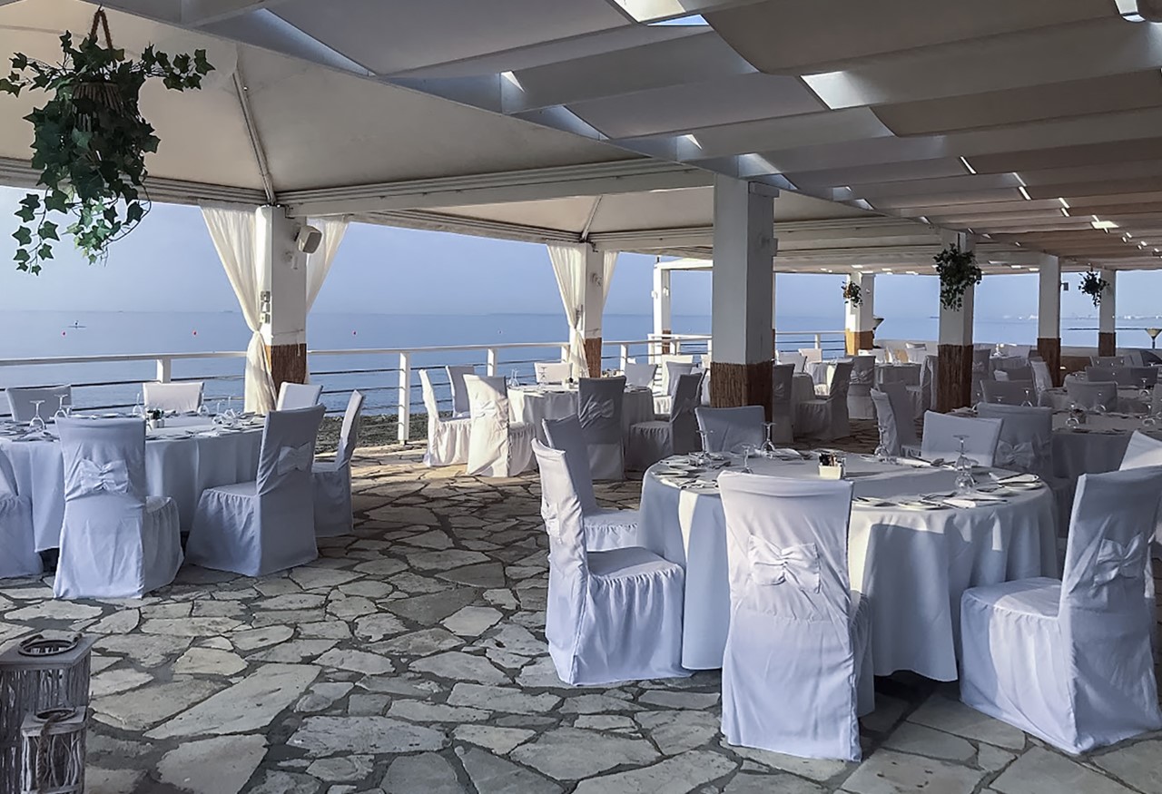 Book your wedding day in Elias Beach Hotel Limassol